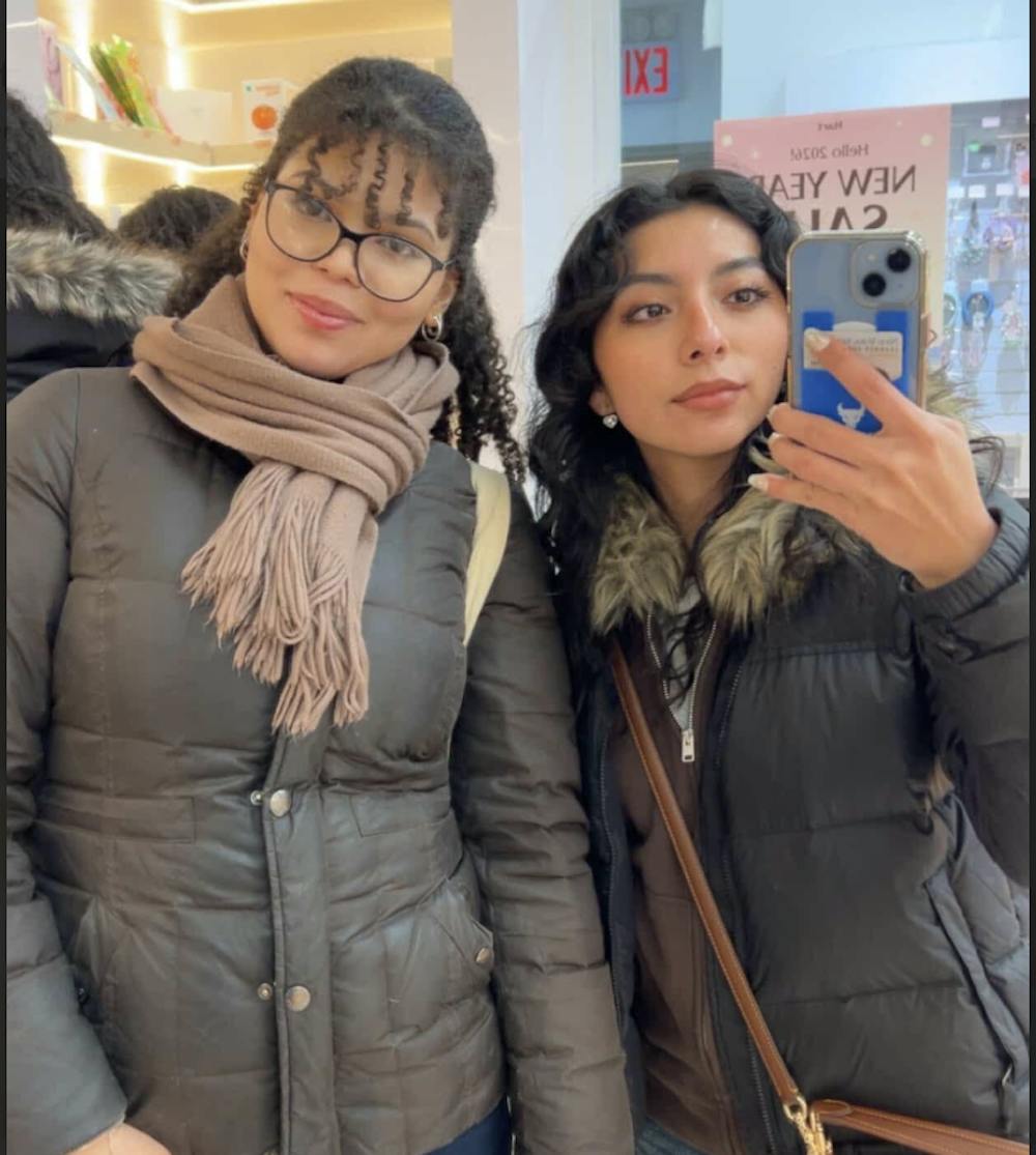 Freshmen pharmacy majors, Lizbeth Hernandez (left) and Jasmine Guerra (right).
