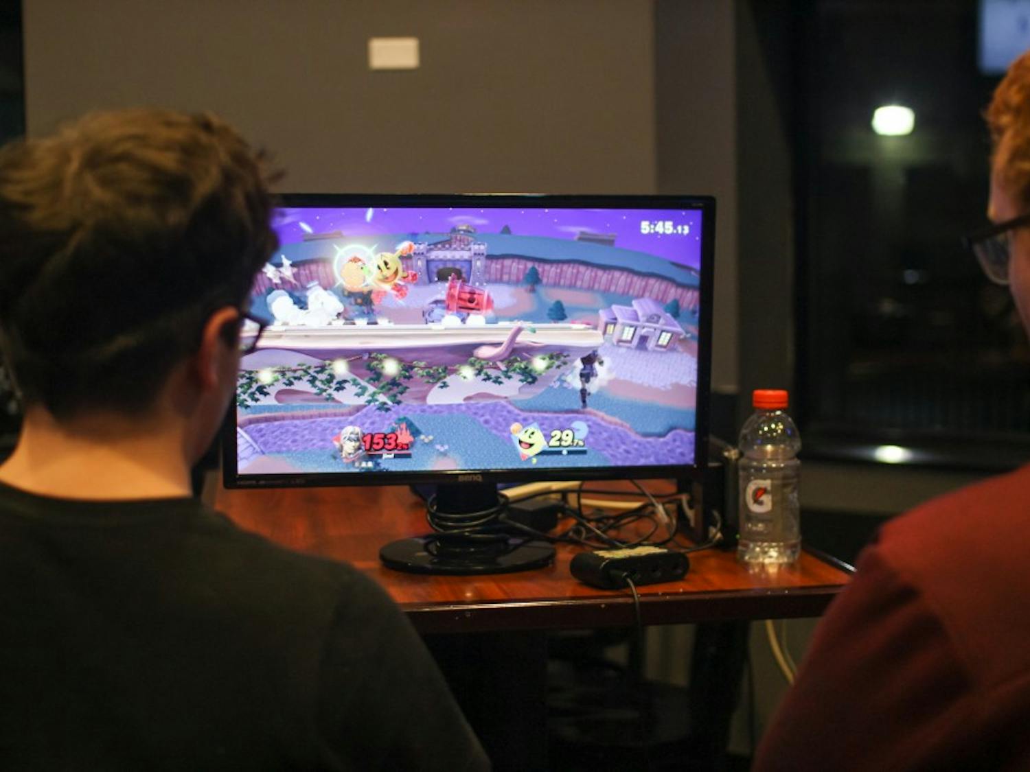 Students play Super Smash Bros. UB’s new esports team allows students to compete against other universities in various video games.