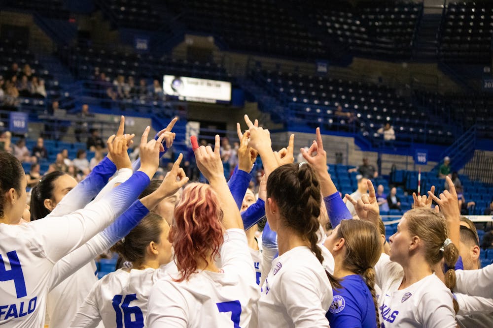 The UB women’s volleyball team went 1-1 in a doubleheader at home.