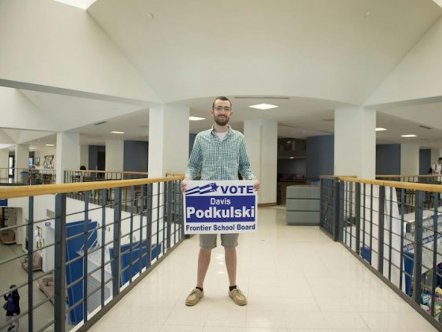 At 19, Davis Podkulski became the youngest member of the Board of Education in Frontier’s district. He hopes his youth will be an asset in restoring funding and bringing programs catered to students’ interests back to Frontier’s schools. Yusong Shi, The Spectrum