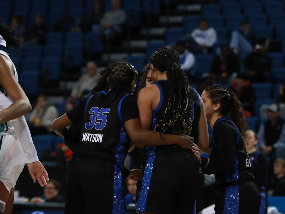 <p>UB women's basketball dropped to 7-6 in the MAC Wednesday.</p>