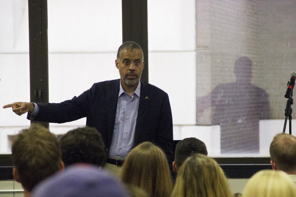<p>New York gubernatorial candidate Larry Sharpe spoke at a town hall meeting, hosted by the Student Association and UB’s Young Americans for Liberty chapter, on Monday in the Student Union. Sharpe, a self-proclaimed business man, teacher and veteran is running in the gubernatorial election on Nov. 6.&nbsp;</p>