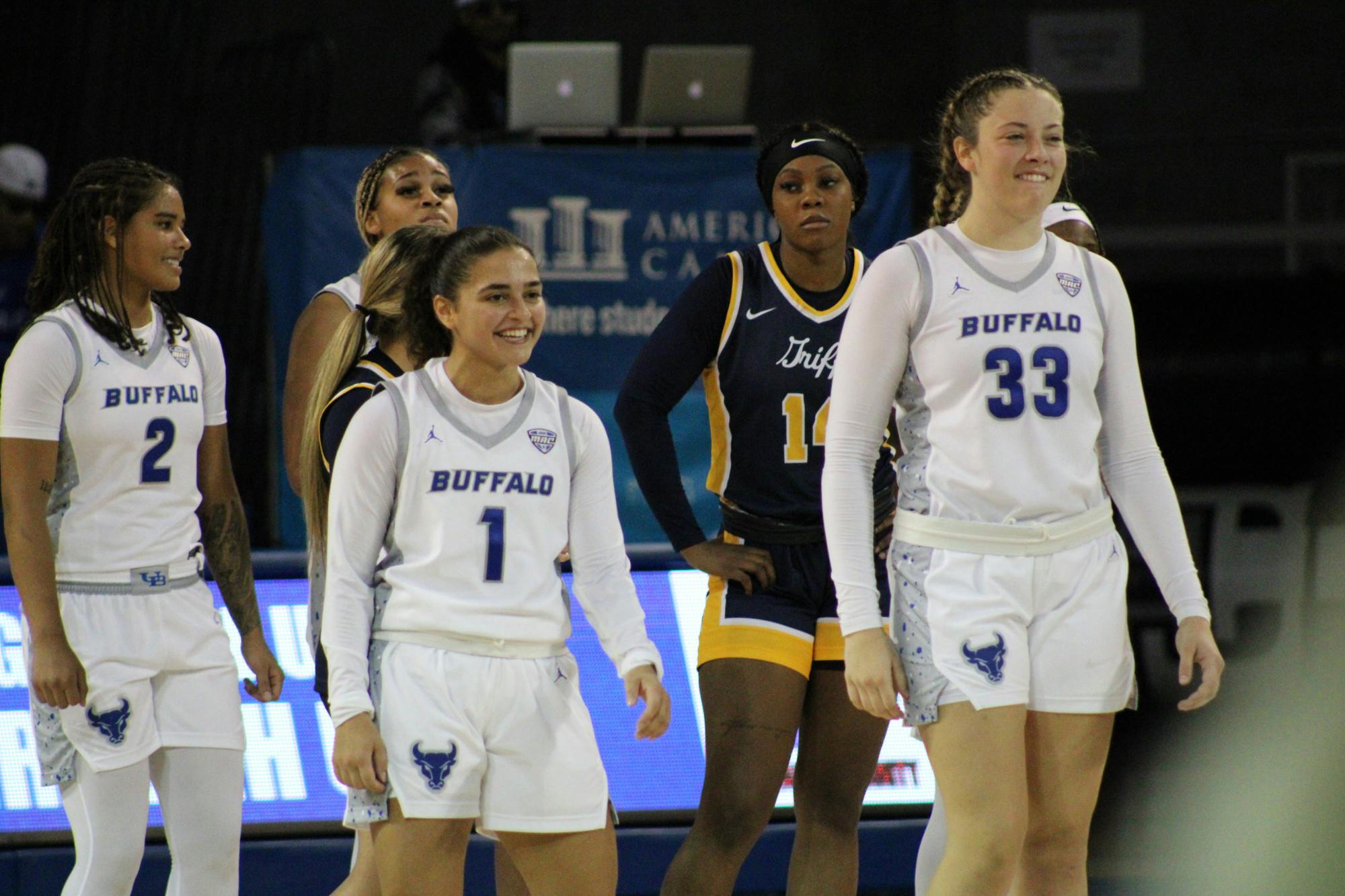 UB sophomore guard Hattie Ogden (No. 33) scored 15 points against Ohio on Wednesday.