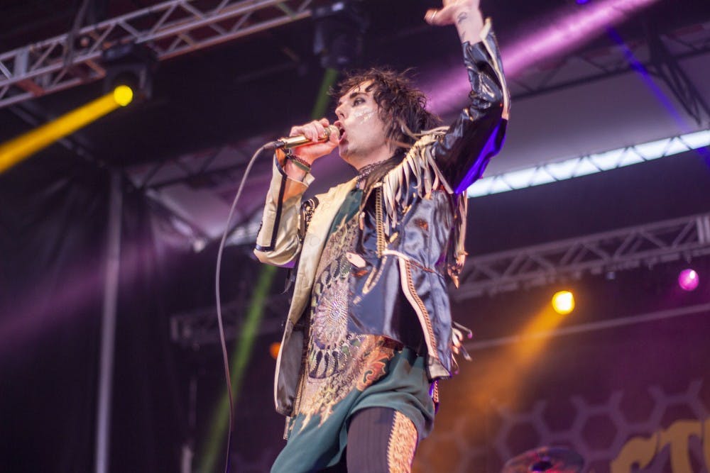 Struts vocalist Luke Spiller performs at Canalside Thursday.