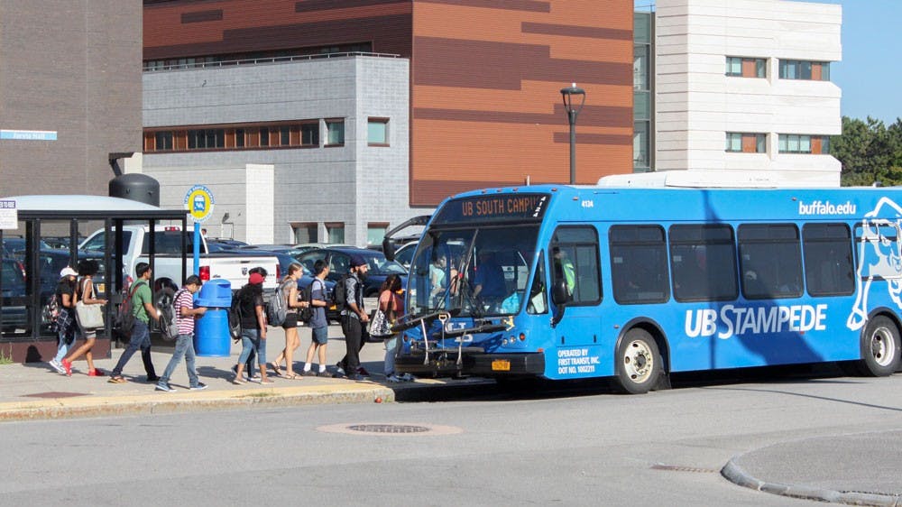 <p>UB students board the South Campus bus at Lee Loop.&nbsp;UB Parking and Transportation services revised its bus&nbsp;schedule for the&nbsp;fall 2016 semester.</p>