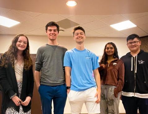 Members of the UBmunchies pose for a photo.