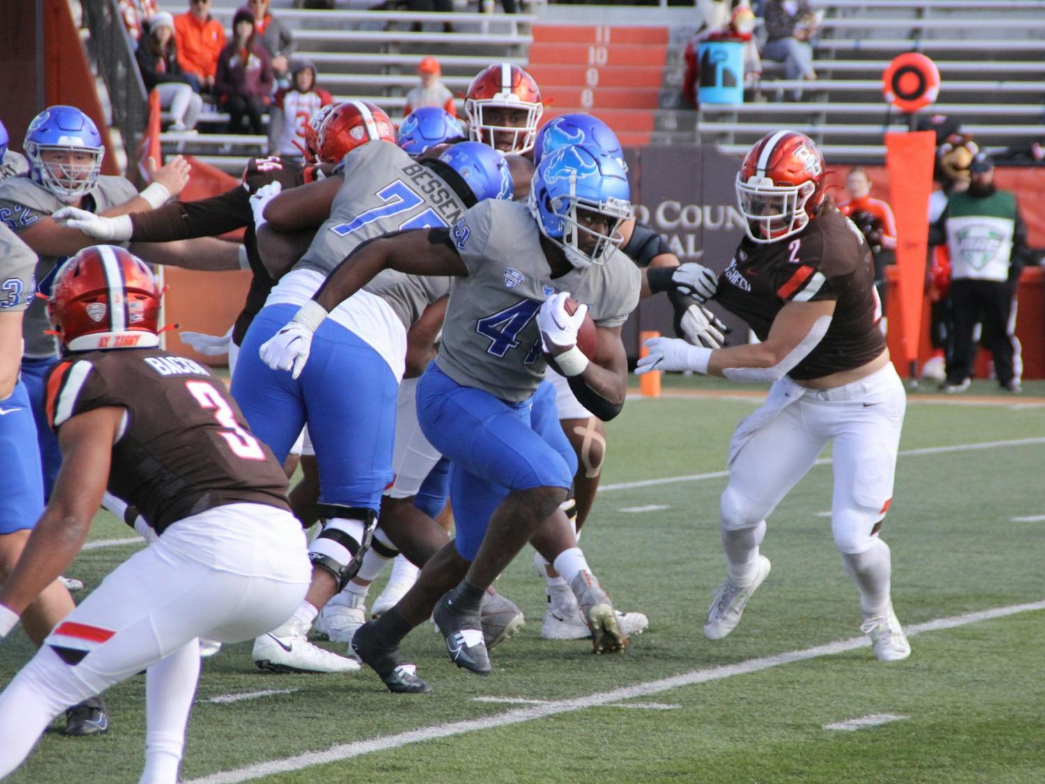 Redshirt freshman Mike Washington ran for 155 yards and two touchdowns in UB’s 38-7 victory over Bowling Green on Saturday.&nbsp;