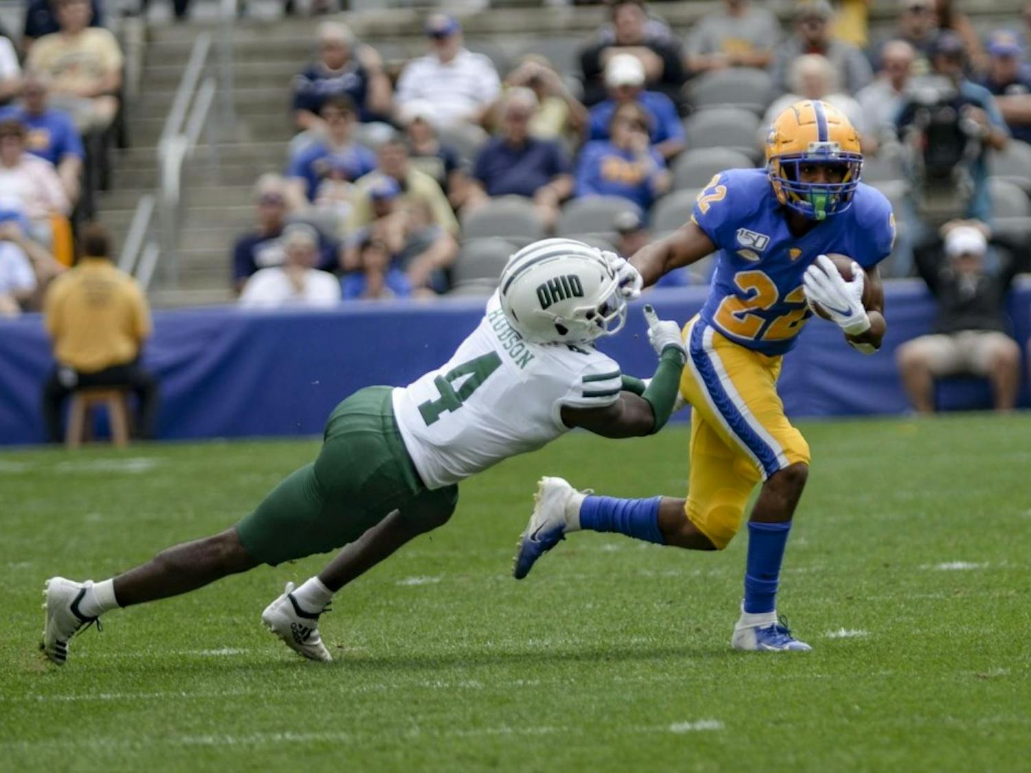 Junior cornerback Jamal Hudson attempts to tackle Pittsburgh running back Vincent Davis during the Bobcats’ 20-10 loss to the Panthers last month.