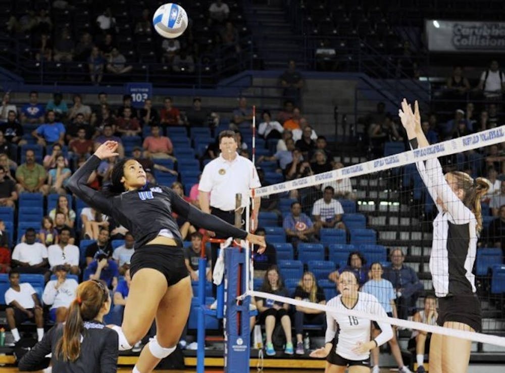 Junior Amber Hatchett and the Bulls lost in the first round of the MAC Tournament Friday.
Kainan Guo, The Spectrum