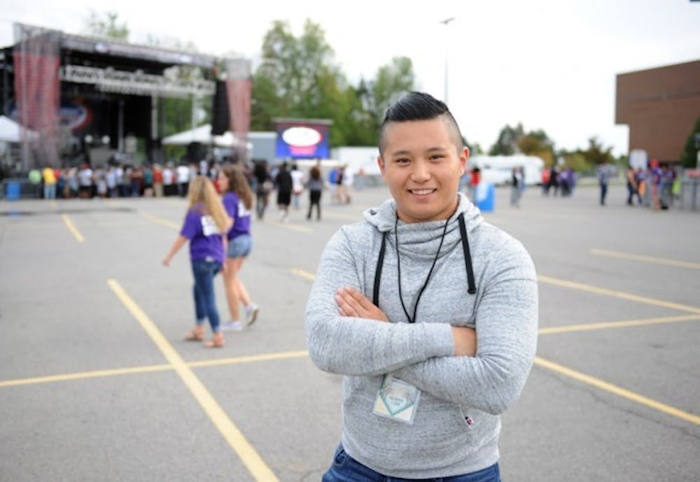 Student Association Vice President Evan Chen helped out at SA&rsquo;s Fall Fest Saturday. Chen is a member of more than 20 clubs. Ever since his freshman year, he&#39;s been active in clubs like UB Breakdance and the Chinese Student Association.&nbsp;Yusong Shi, The Spectrum