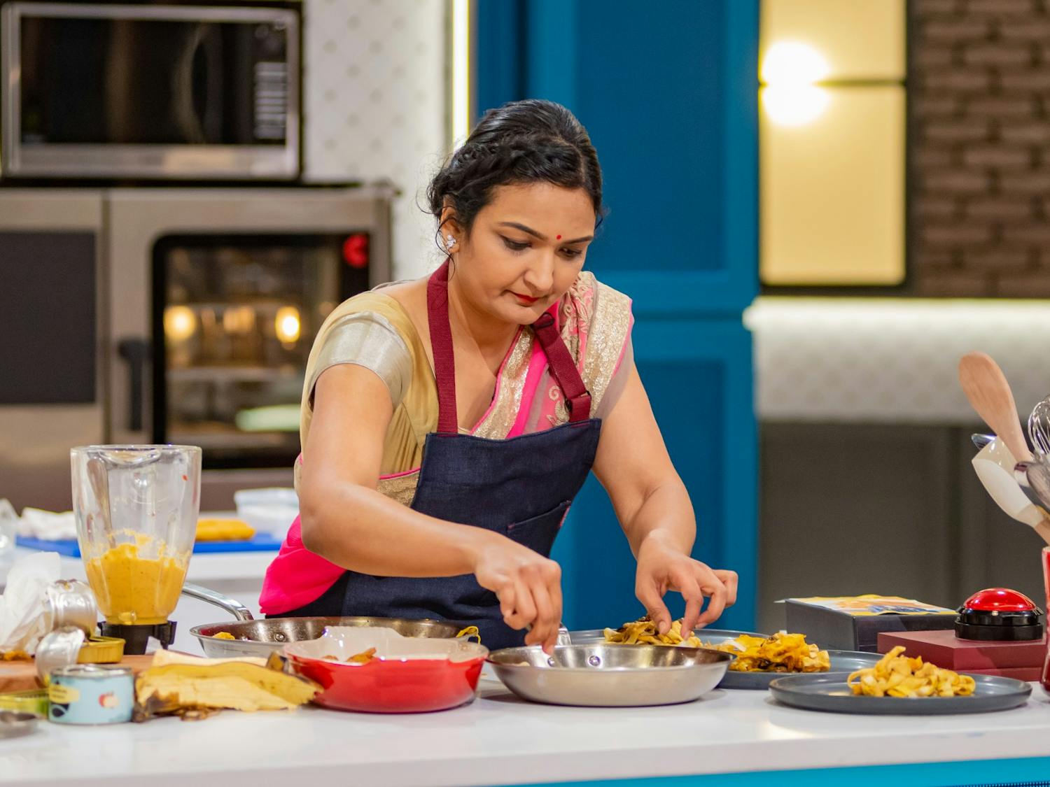Smita Chutke competes on Netflix’s “Cook at All Costs.” 
