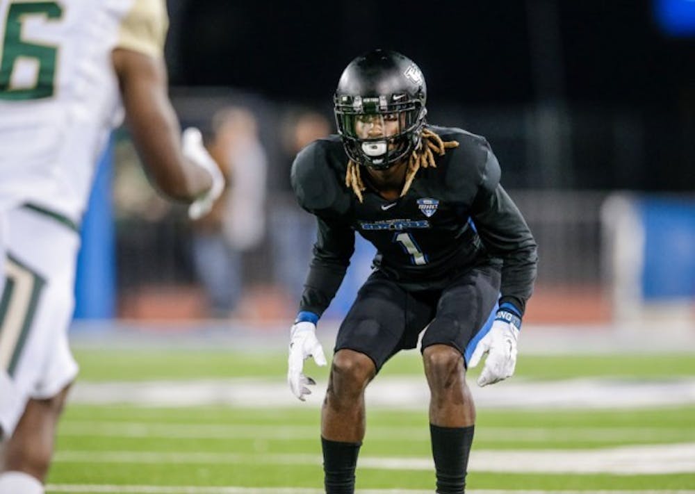 Sophomore cornerback Boise Ross scans the Baylor offense in the Bulls&rsquo; 63-21 loss last Friday. Ross switched from wide receiver to cornerback last week.&nbsp;Courtesy of Paul Hokanson, UB Athletics