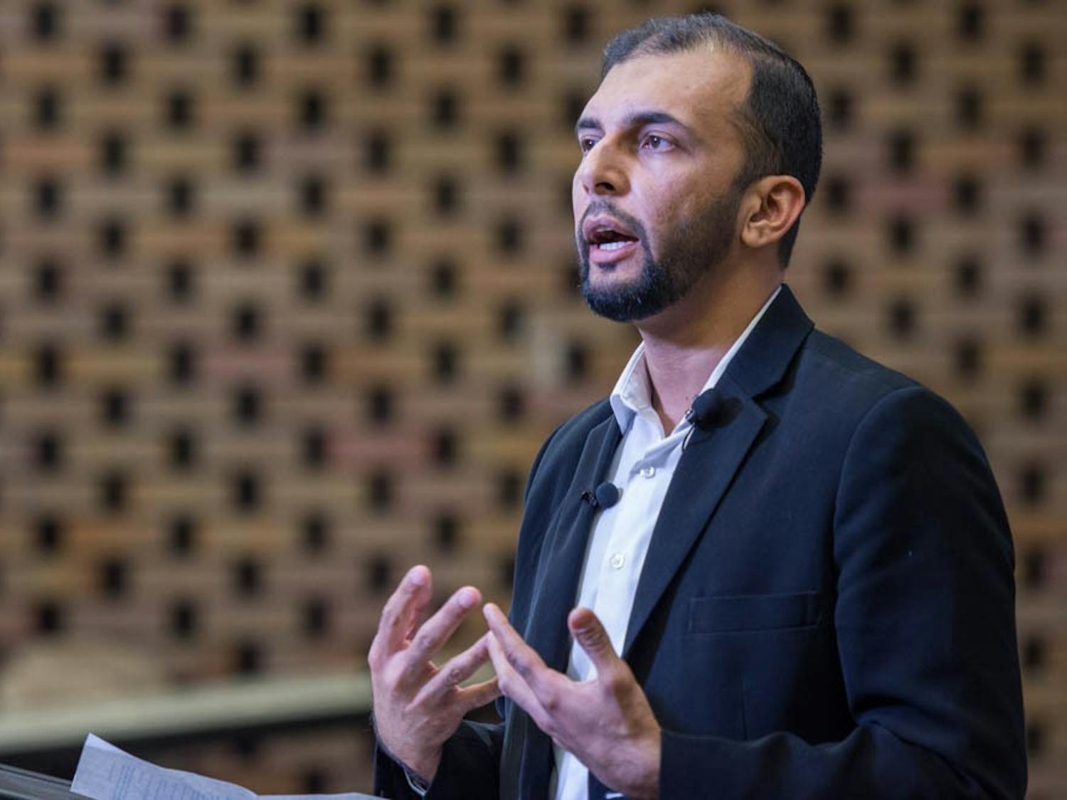Qasim Rashid, a civil rights attorney, former Harvard University Fellow of Islamic Studies and Amazon bestselling author, spoke at UB Tuesday evening about the misconceptions of Islam.&nbsp;