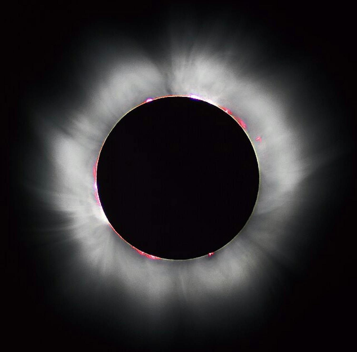 A total solar eclipse in France in 1999. | Luc Viatour, Wikimedia Commons.
