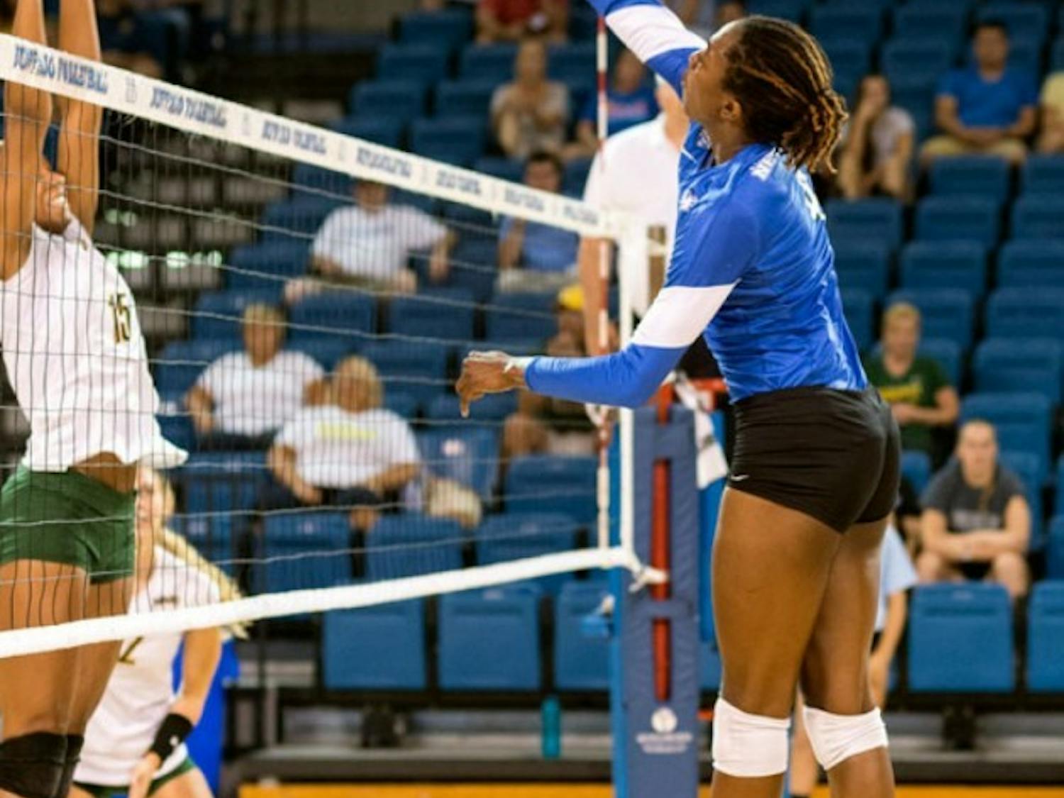 Junior middle blocker Amber Hatchett and the volleyball team won the USF Invite this weekend.
Wenyi Yang, The Spectrum