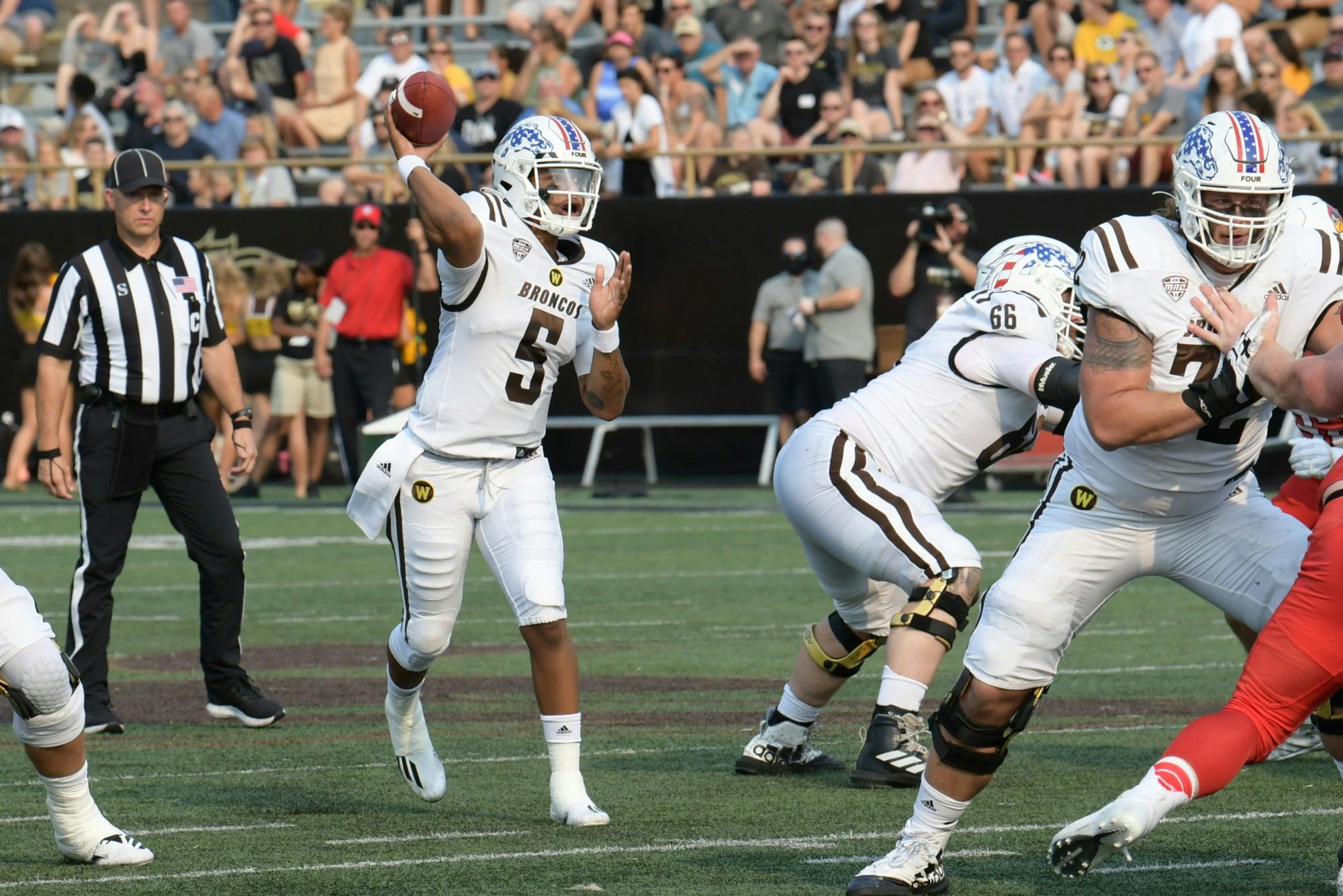 The Bulls will host the Western Michigan Broncos Saturday afternoon UB Stadium for their homecoming game.