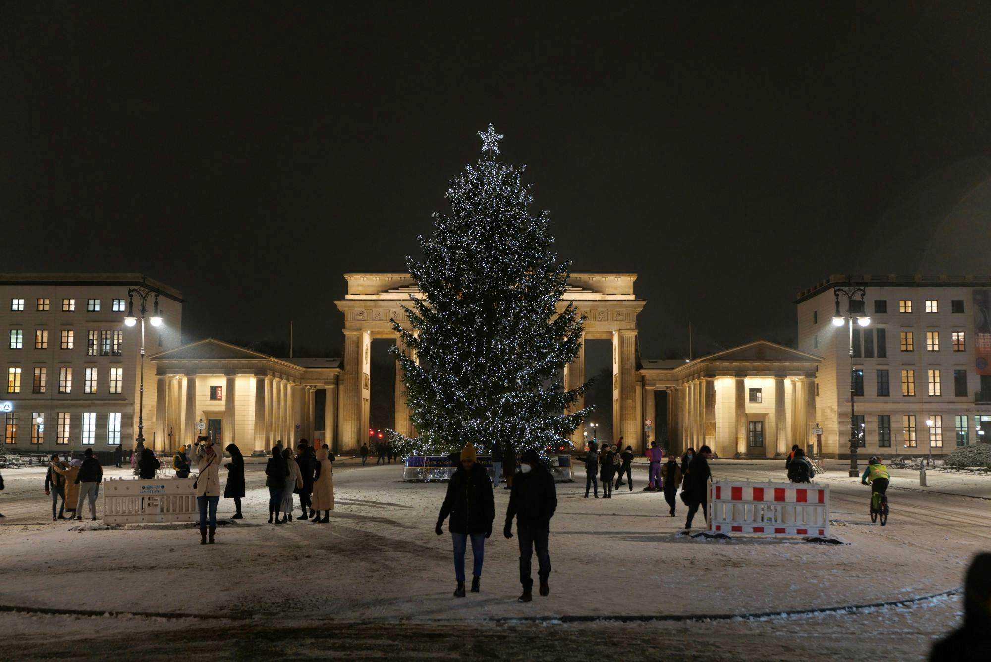 The Spectrum lists the five holiday songs that you shouldn't let fly under your radar this Christmas.