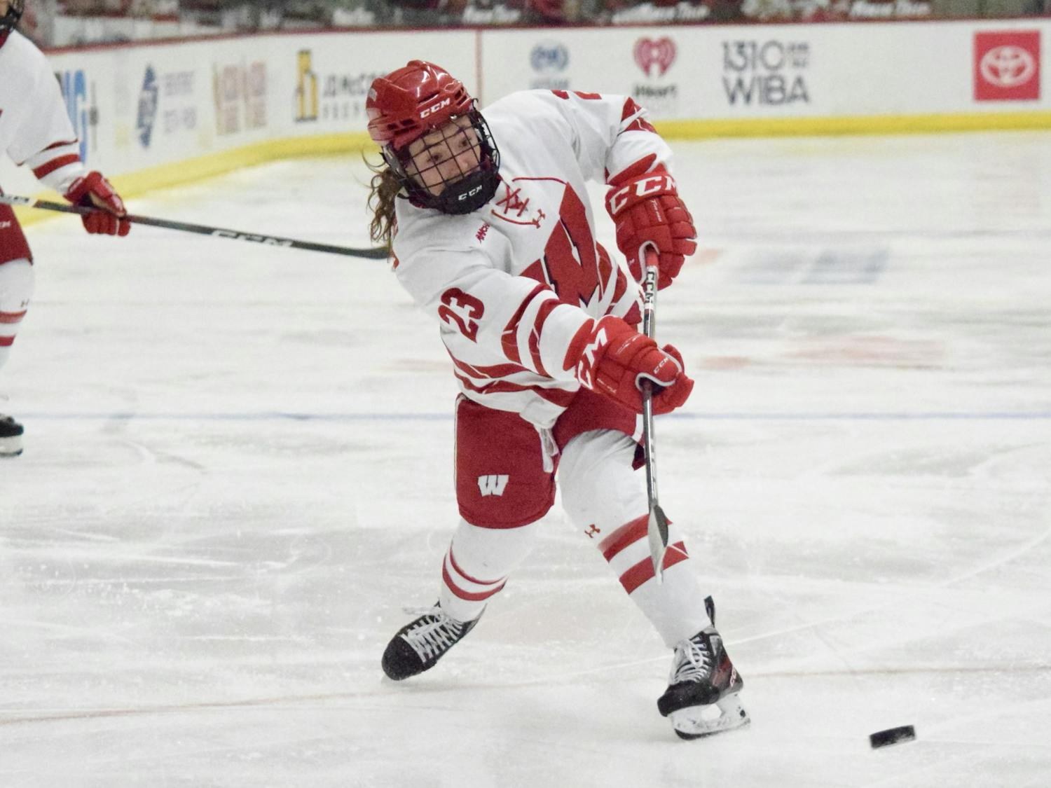 PHOTOS: Wisconsin Women's Hockey celebrate another win, defeating Minnesota State, 6-0