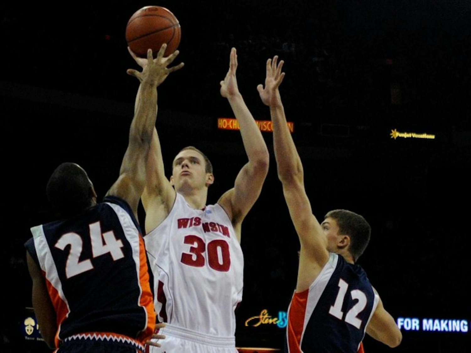 Badgers face familiar Crean, Hoosiers