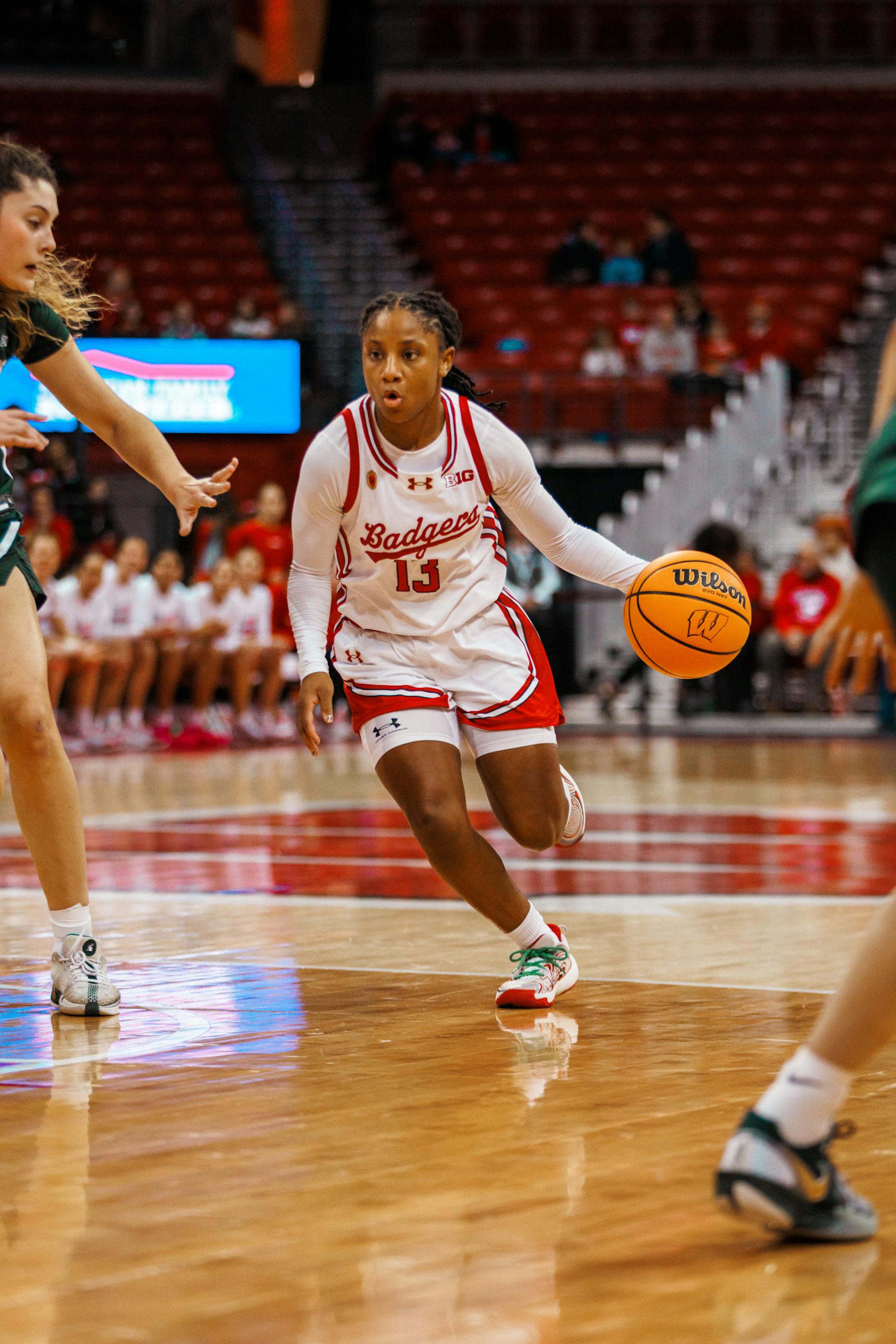 wavphotography_wbasketball_wisco_12-07-6.jpg