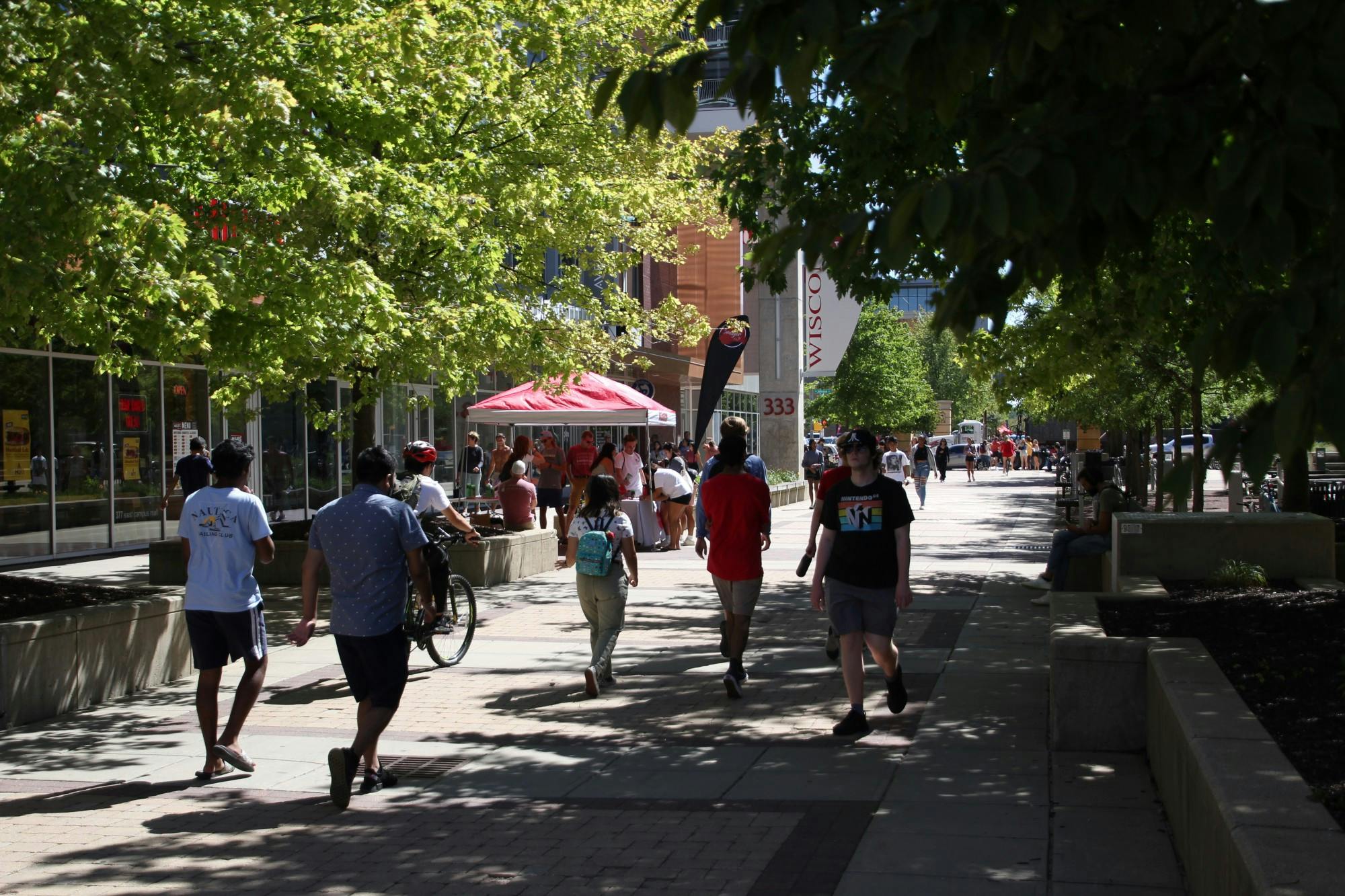 Drake White-Bergey Students Walking East Campus Mall.JPG