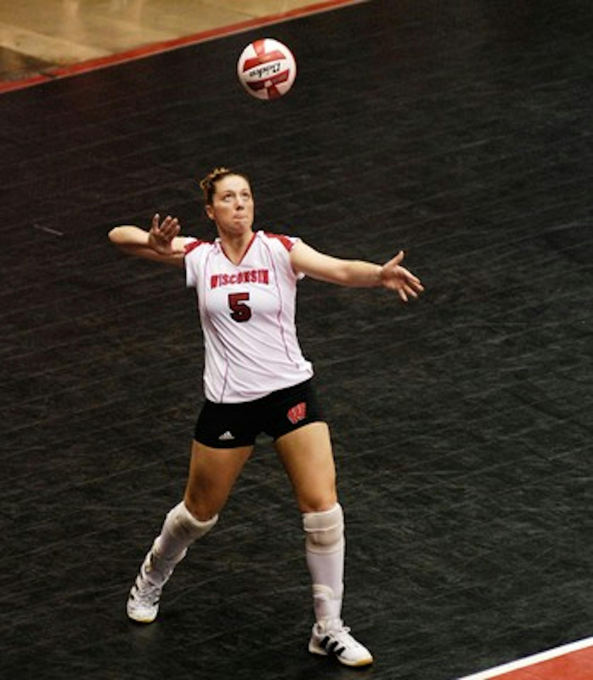 Volleyball takes Purdue and Indiana in weekend sweep