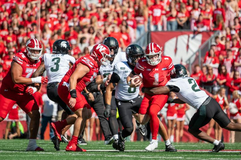 The Badgers roll past Michigan State, claim four-game win streak