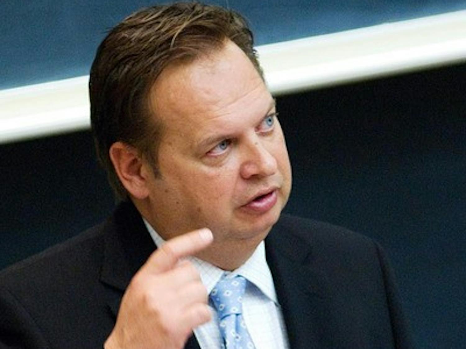 Entrepreneur Week speaker advises job-seeking students