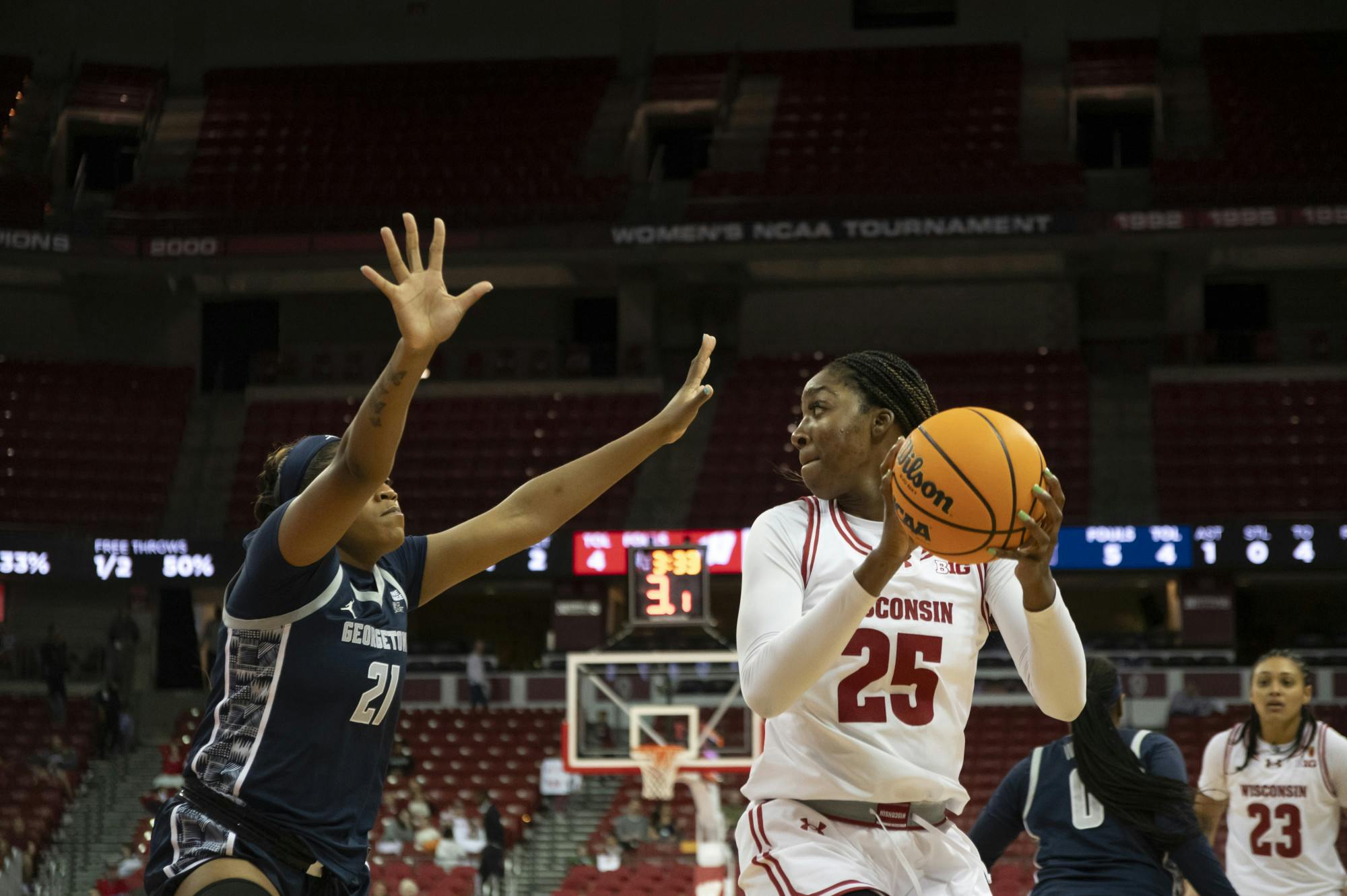 PHOTOS: Second-half Breakaway Carries Badgers to Win Over Hoyas, 79-61