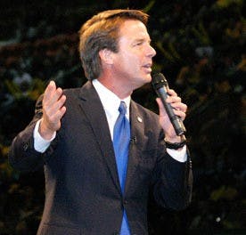 Polls say Doyle not blamed for budget woes and Dems favored