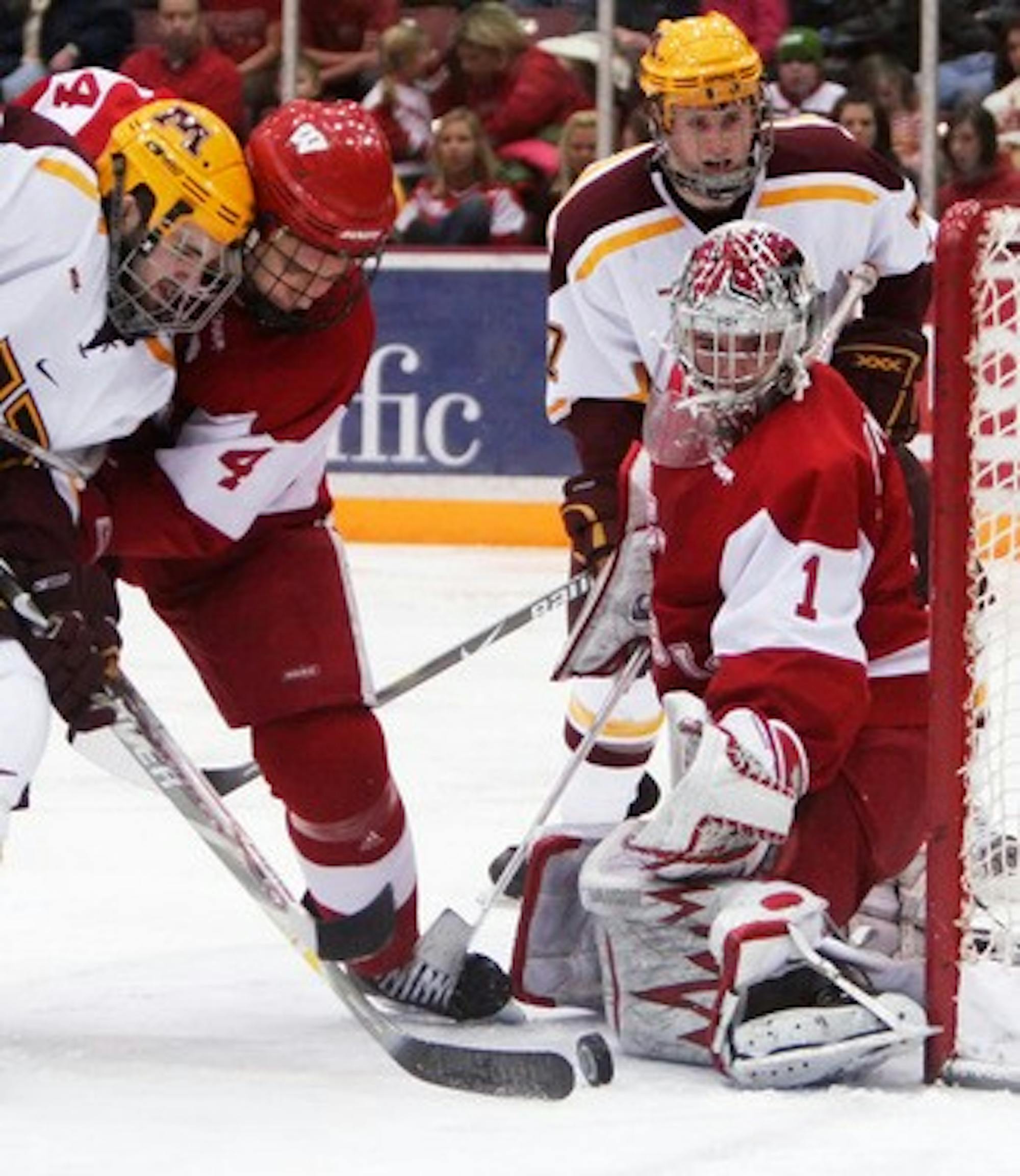 Gophers attack with offensive barrage