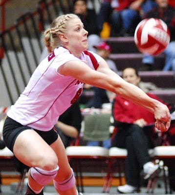 Wisconsin splits weekend against OSU and Michigan