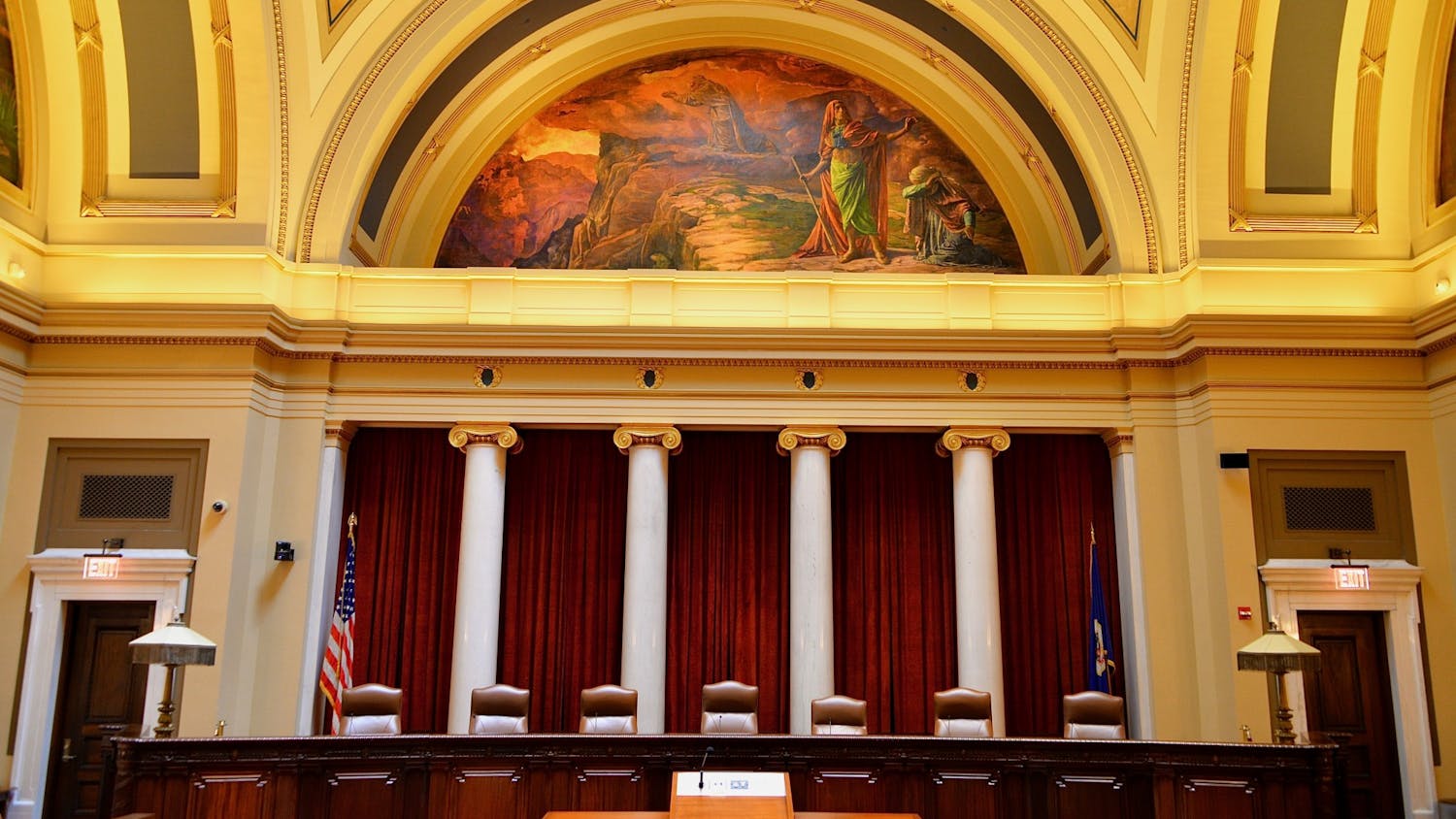 Photo of Minnesota Supreme Court.
