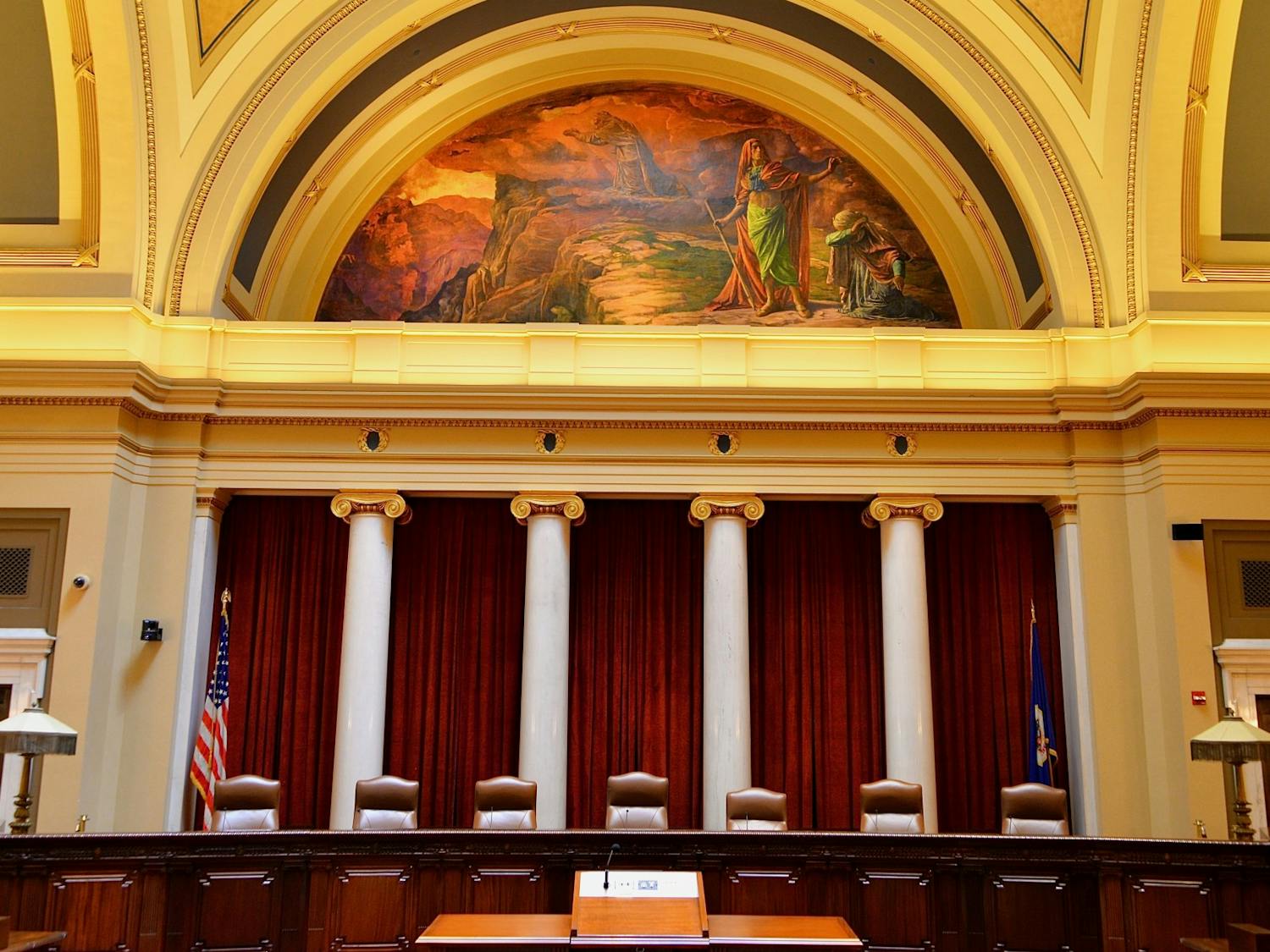 Photo of Minnesota Supreme Court.
