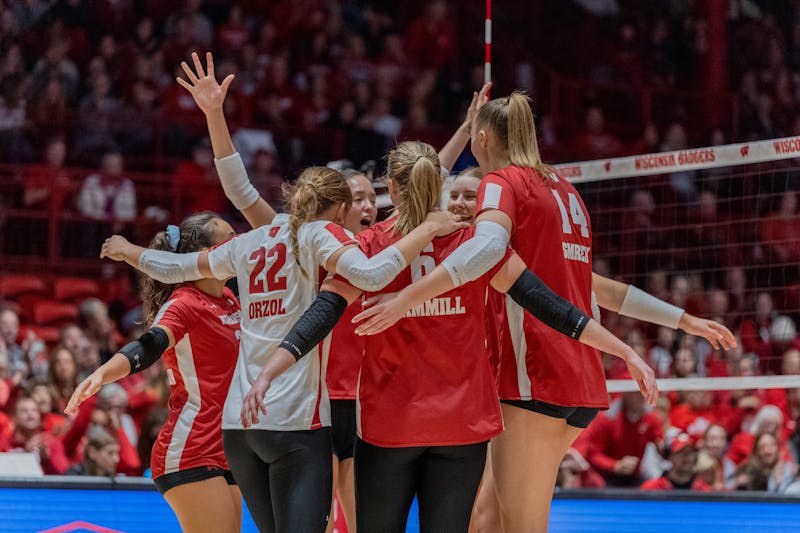Wisconsin volleyball bounces back in victory over Indiana - The Daily ...