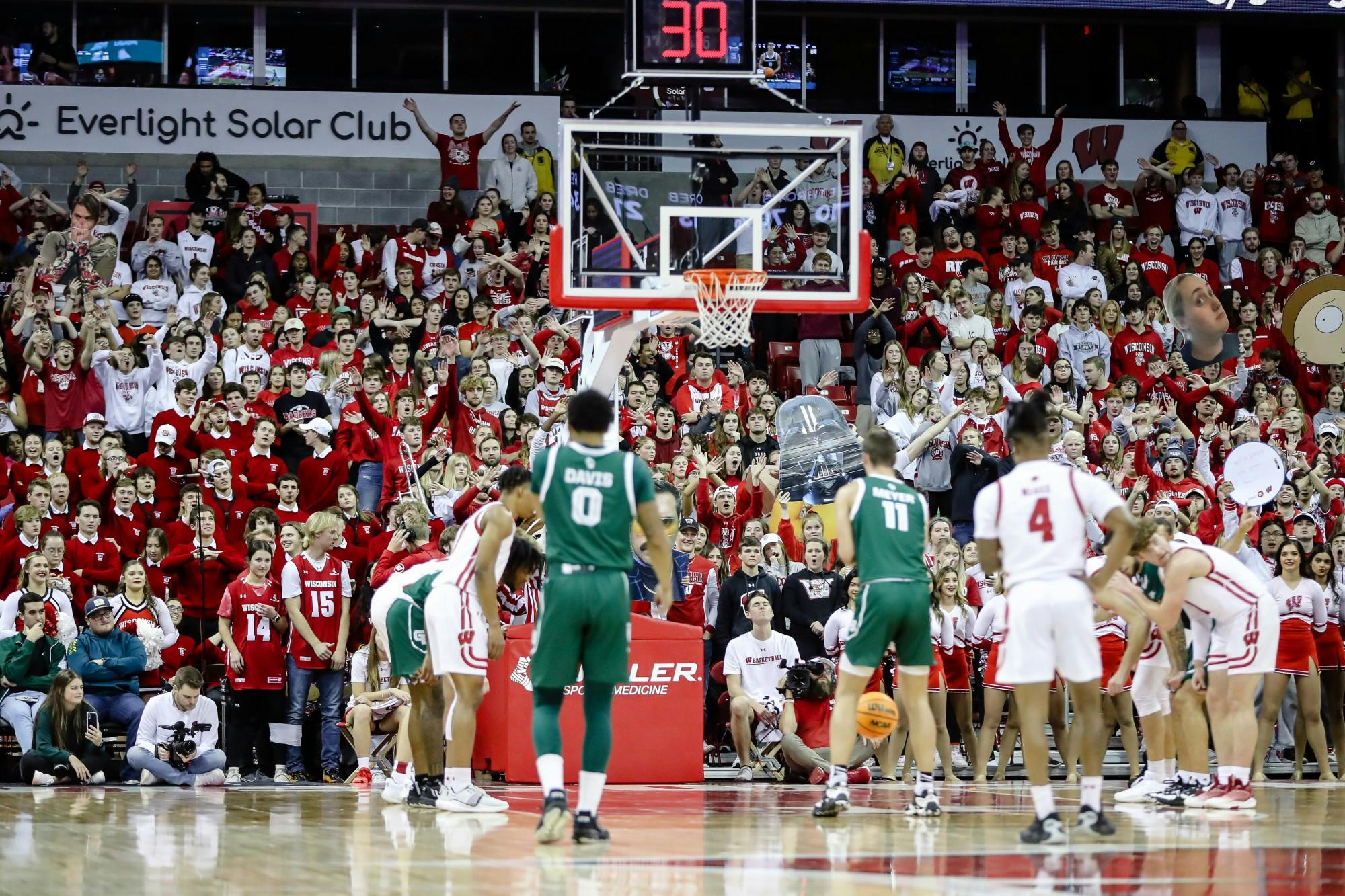 PHOTOS: Wisconsin Men's Basketball Scrapes By With A 56-45 Win Against ...