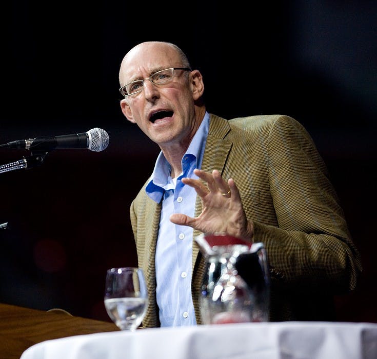 Pollan, panelists discuss agriculture