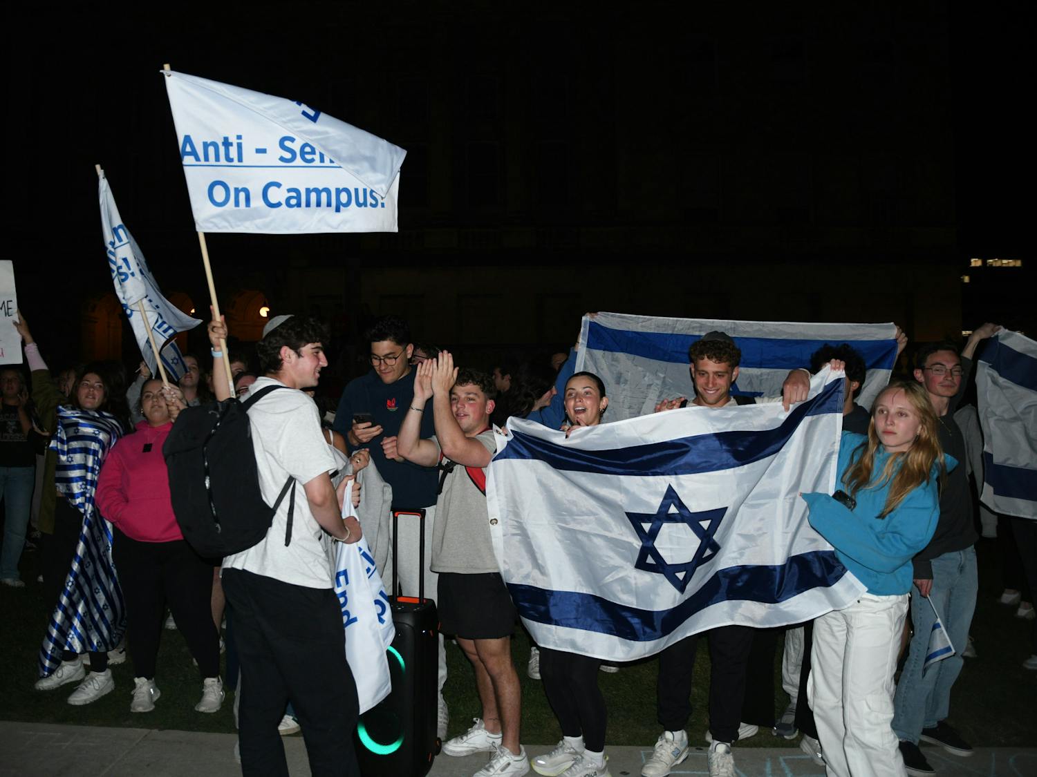 Israel Flag Counter Protestors-1.jpg