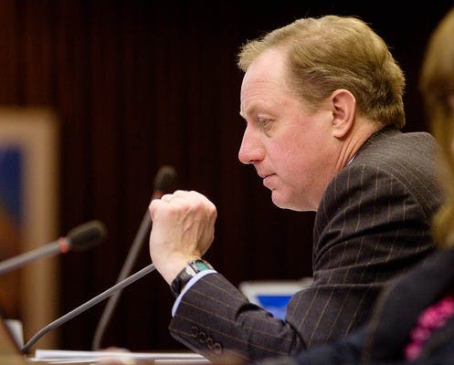 City Council disagrees on Acacia renovations