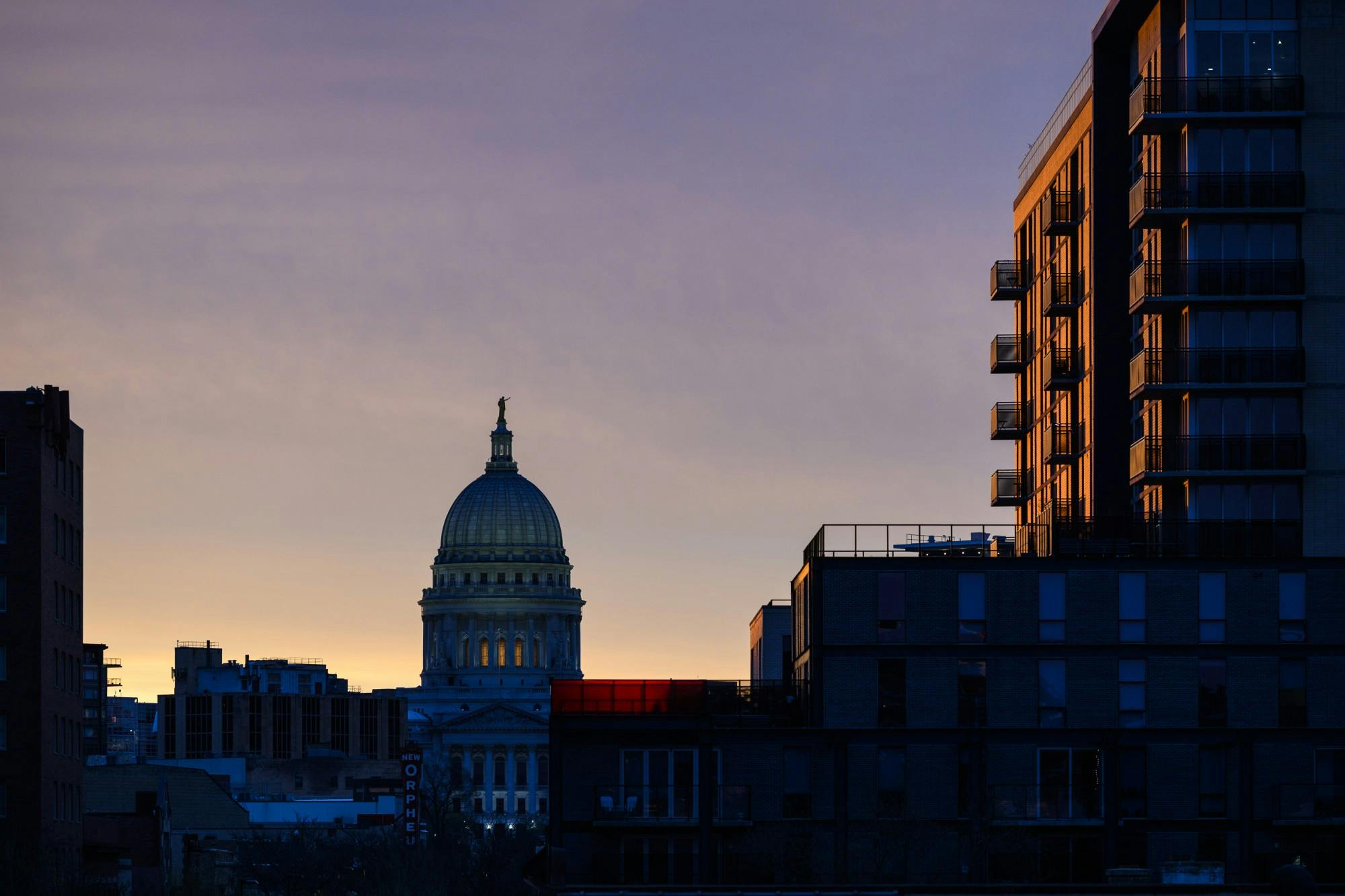 capitol_apts_sunrise19_2586