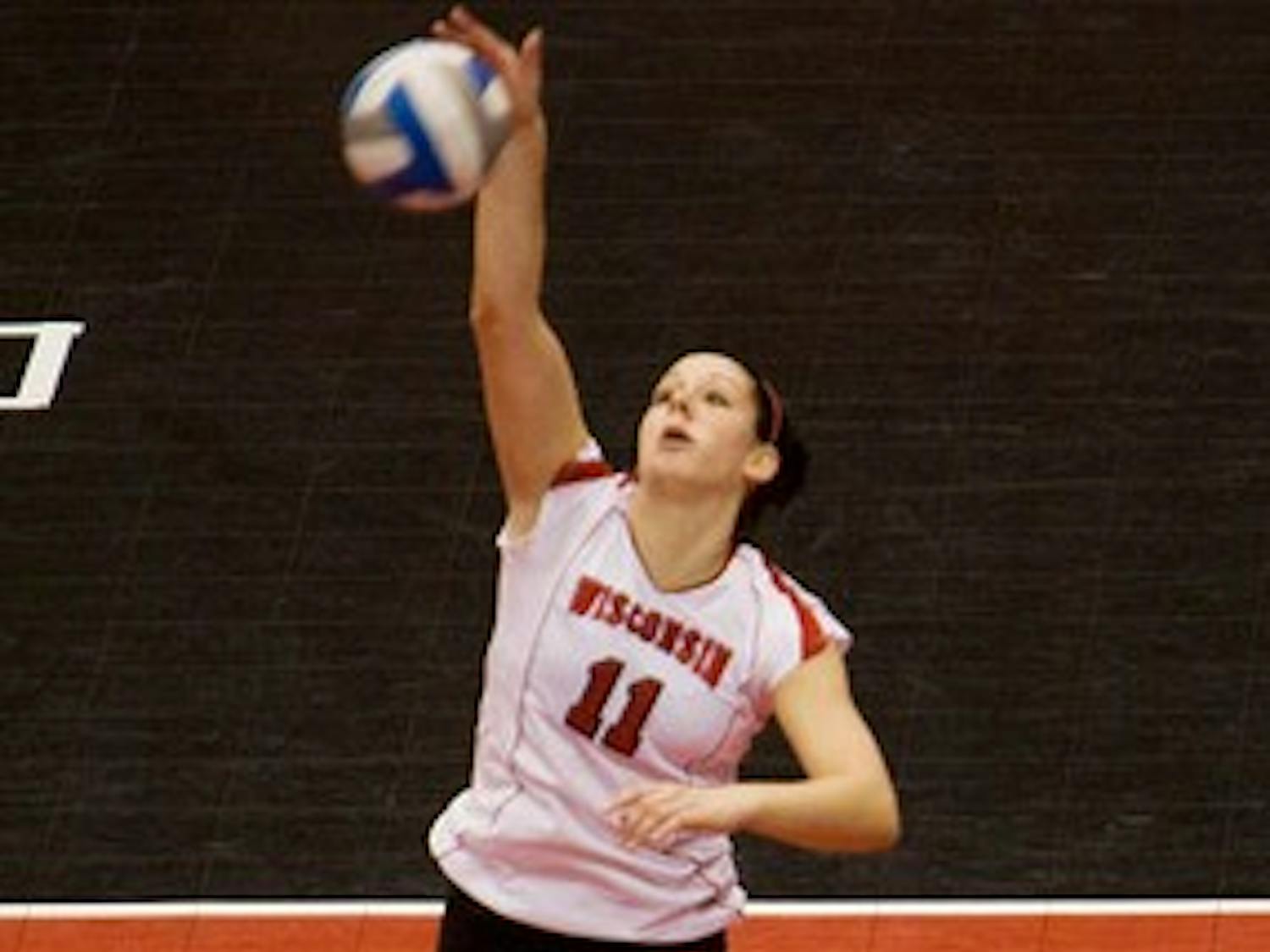 Undermanned Badgers drop four sets to ISU at Field House