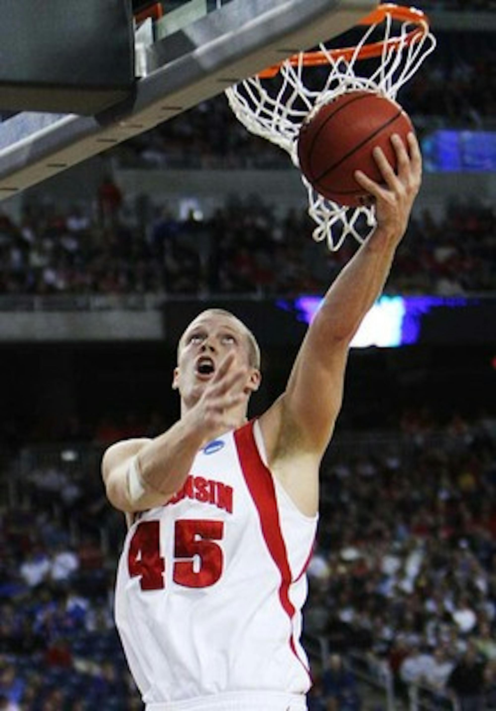 Badgers hold on against Long Beach