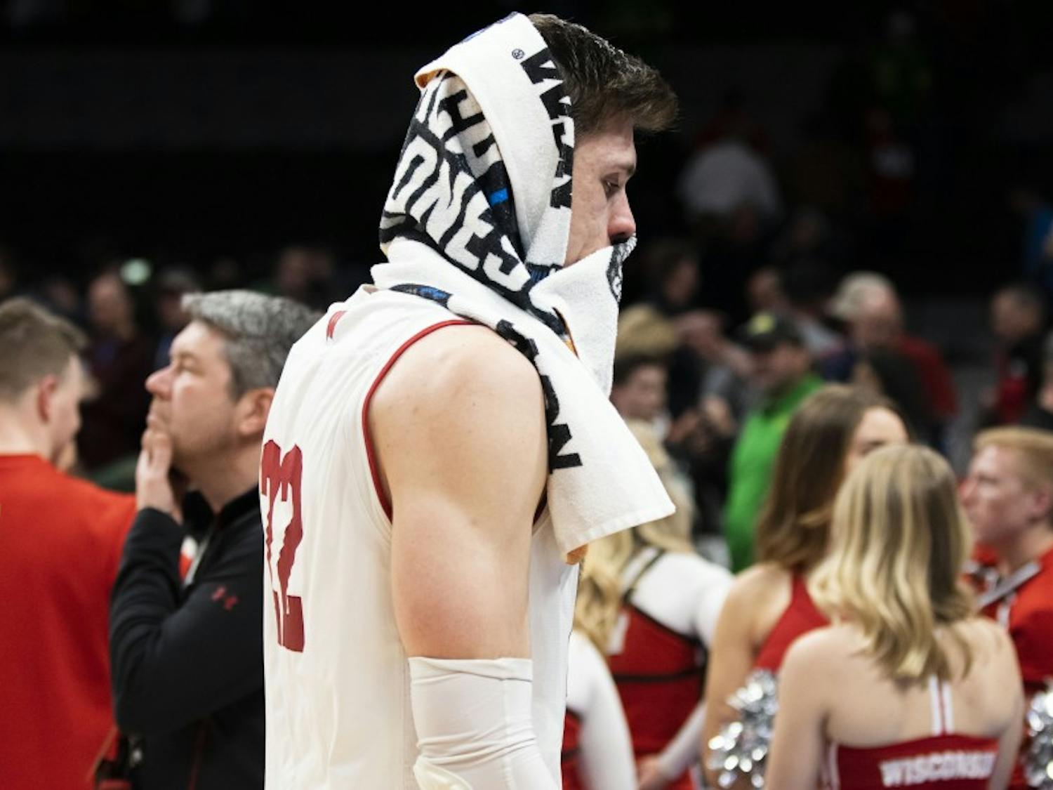 Wisconsin falls to Oregon in first-round NCAA Tournament upset