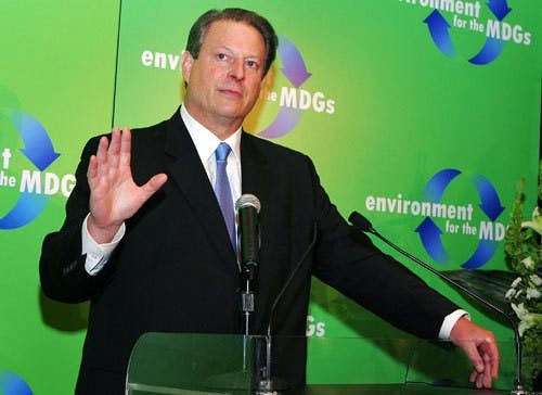 UW faculty contribute to Gore's, UN's Peace Prize