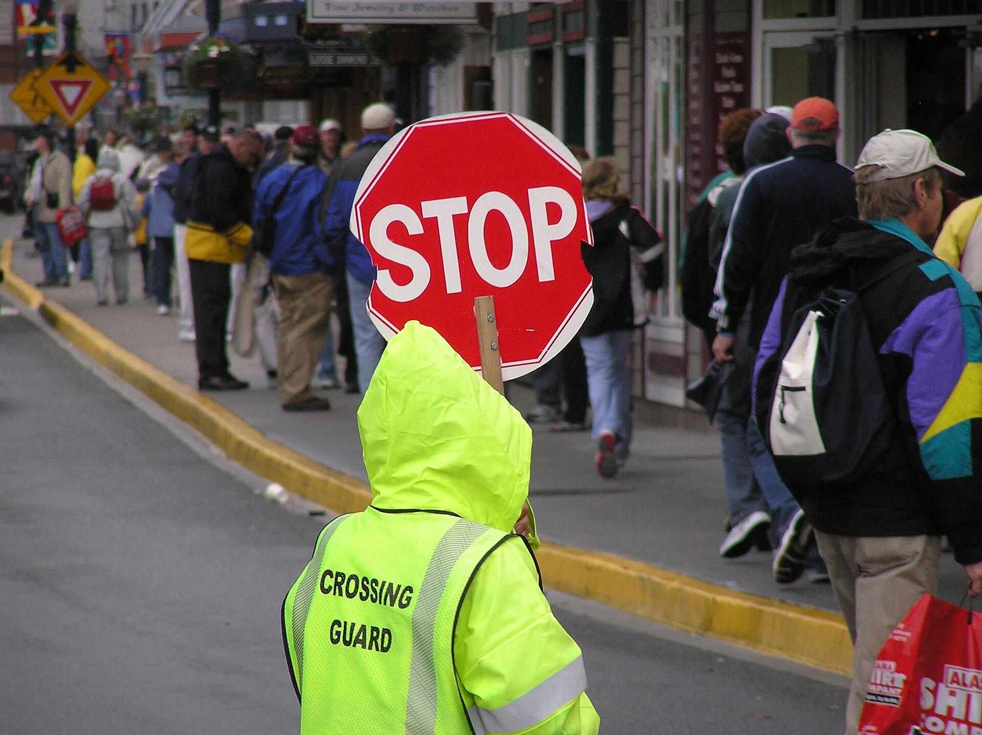 Street_Crossing_Guard_17.jpg