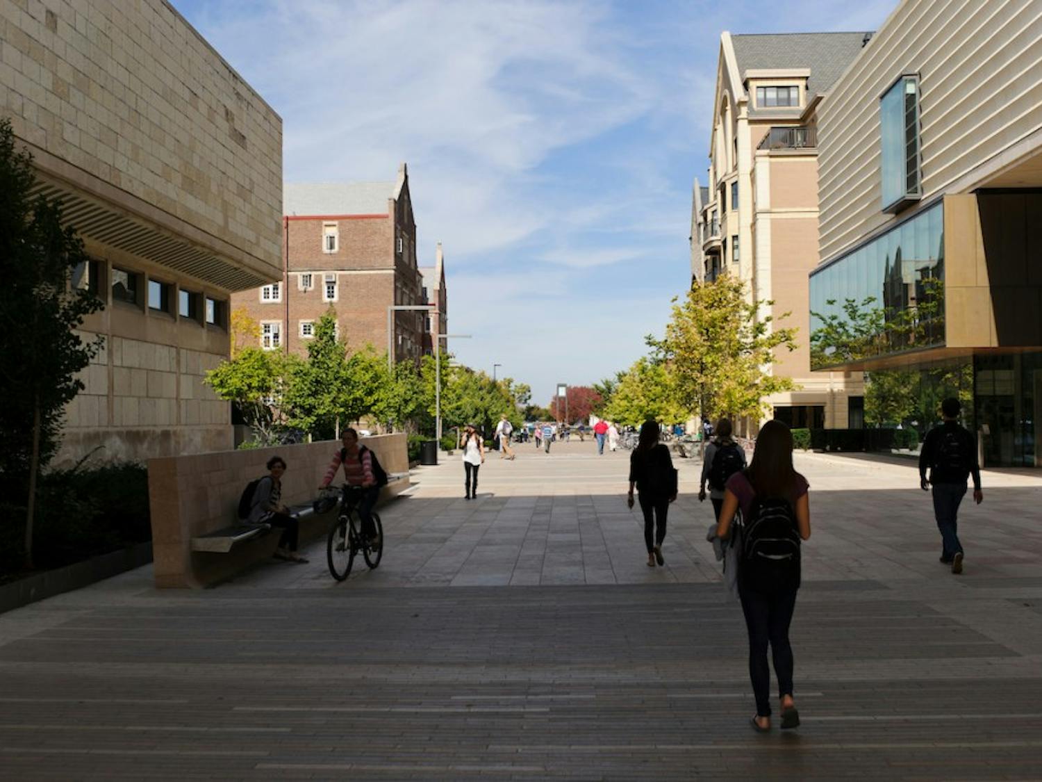 EastCampusMall13_6073