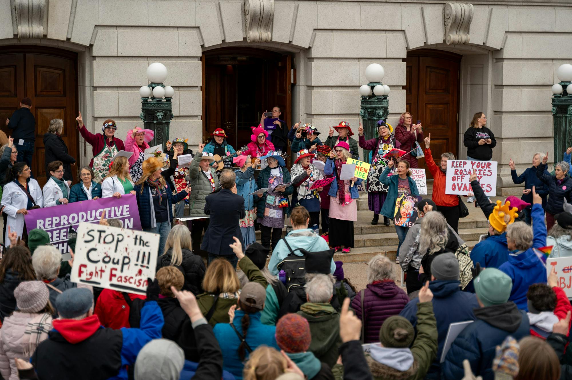 (25-03-04)_Piper_Reproductive_UkraineProtest-08.jpg