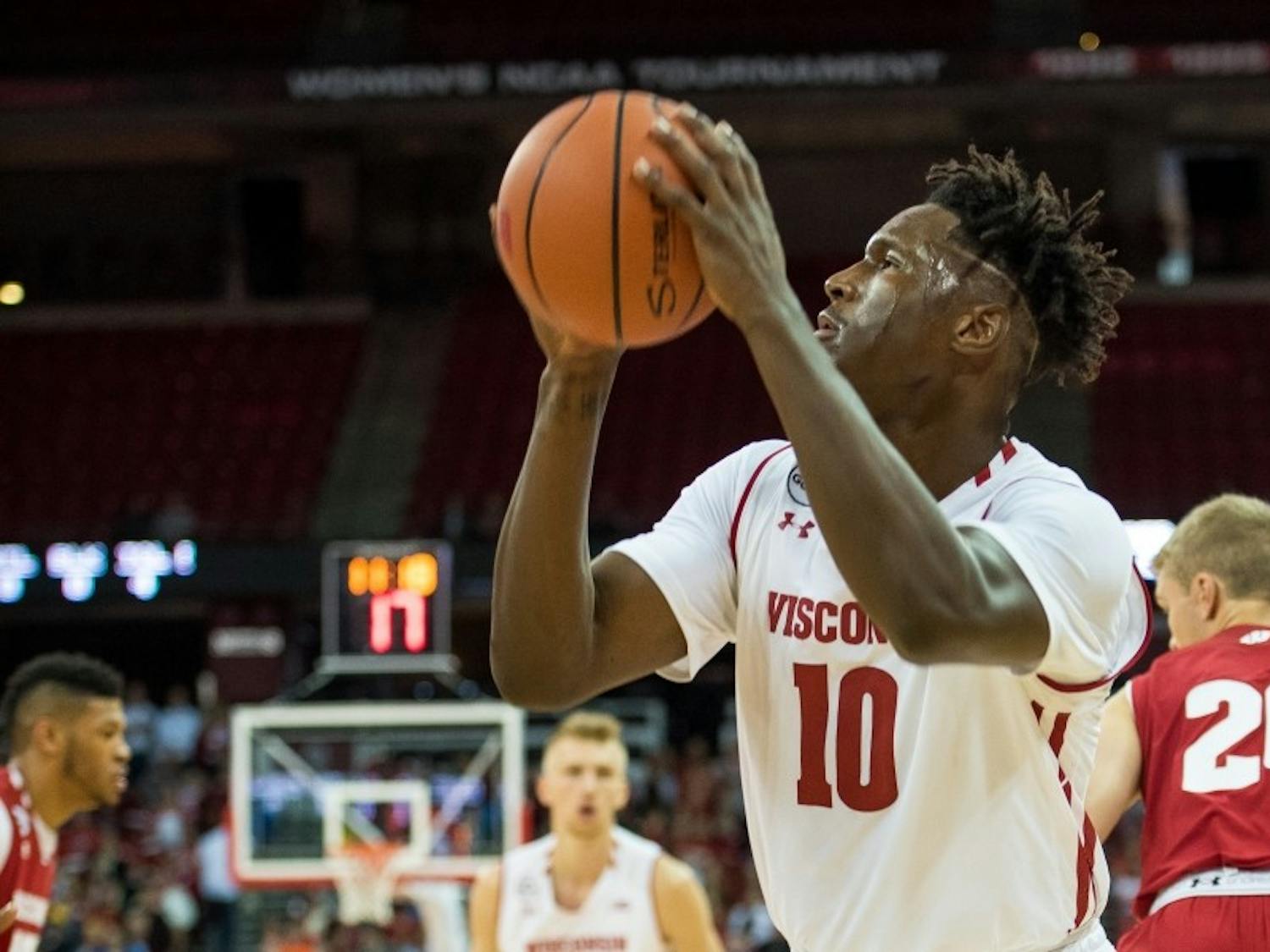 Hayes notched 17 points against lowly Prairie View A&M. 