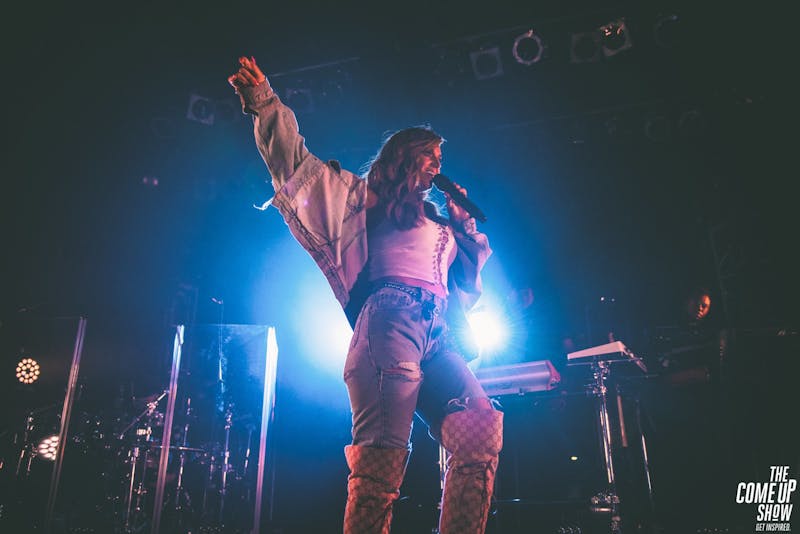 Alina Baraz, Ohio native, has collaborated with artists like Khalid and 6LACK. 