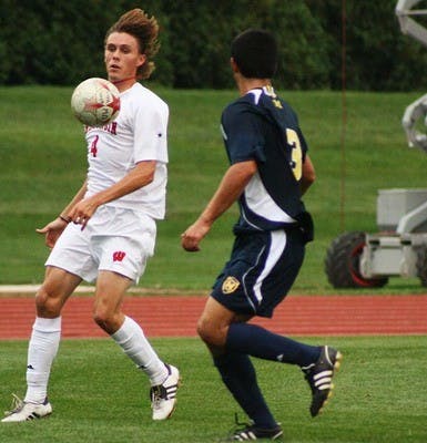 UW falls to Spartans on road